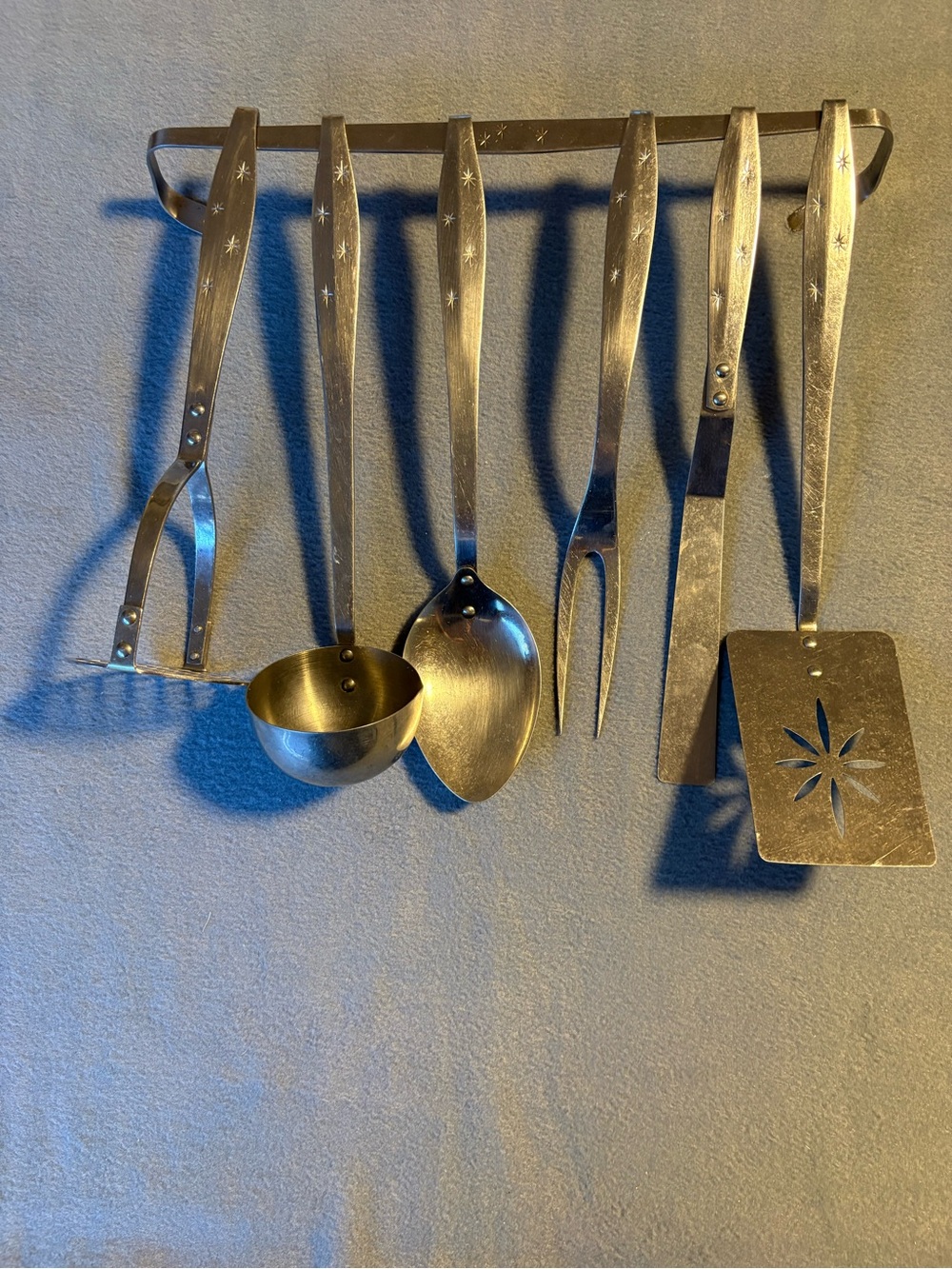 Vintage Stainless steel- 6-Piece Kitchen Utensil Set - Hanging Wall Rack